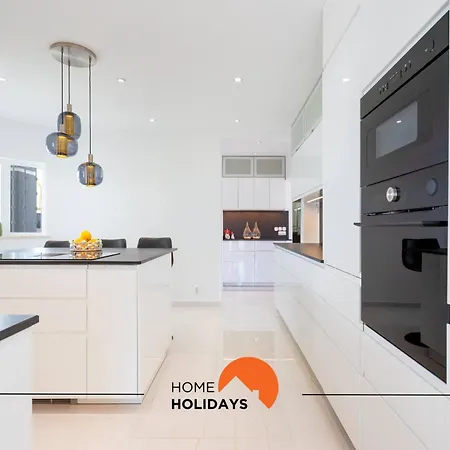 #221 Cerro Grande 35 By Holidays וילה אלבופיירה
